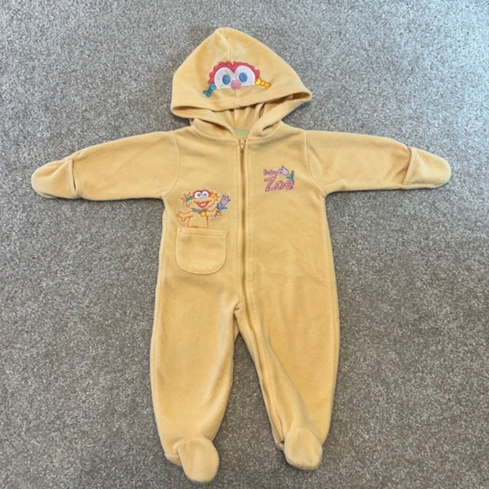 Vintage‎ Sesame Beginnings Baby Zoe Fleece Pajamas Footie Hooded Yellow 0-3M